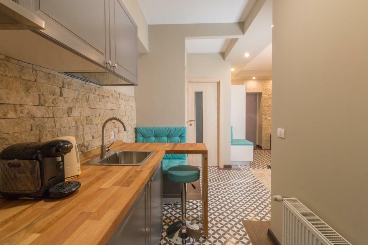 Romantic Jacuzzi Belleview Studio Sinaia Exterior photo